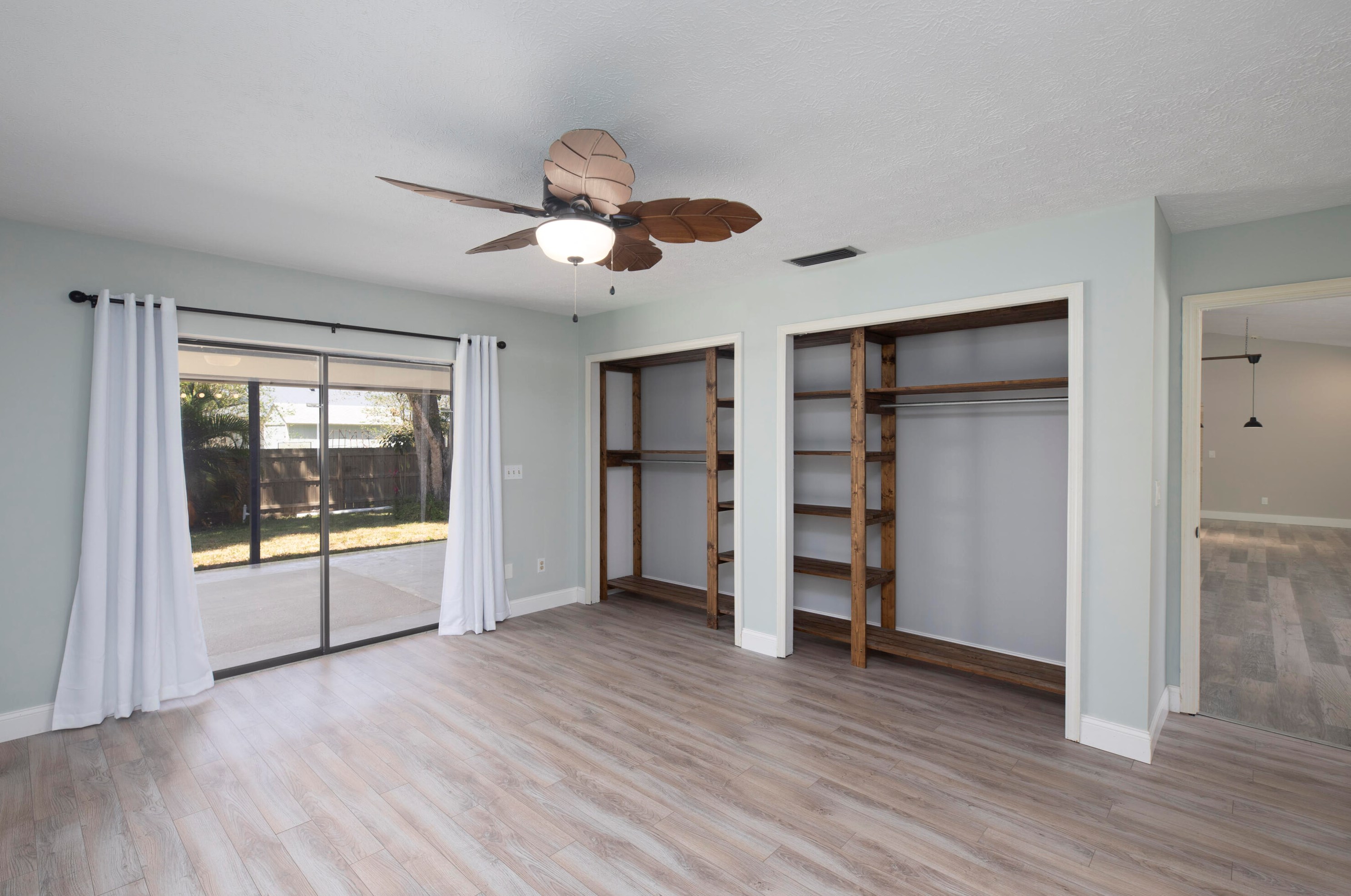 8806 Brookline Ave, Fort Pierce FL 34951-3407 exterior