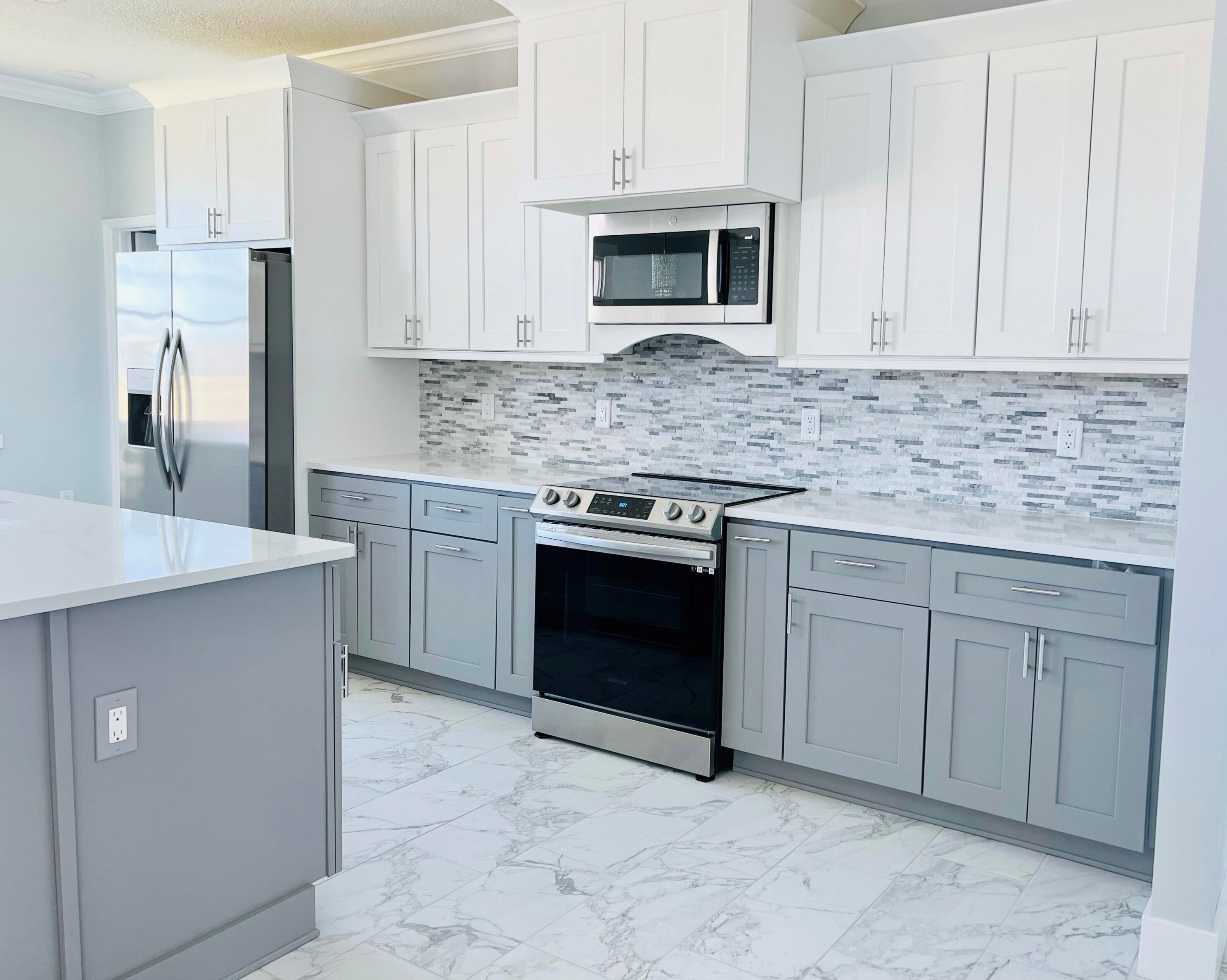 8640 7th Ln, Okeechobee FL 34974-1532 exterior