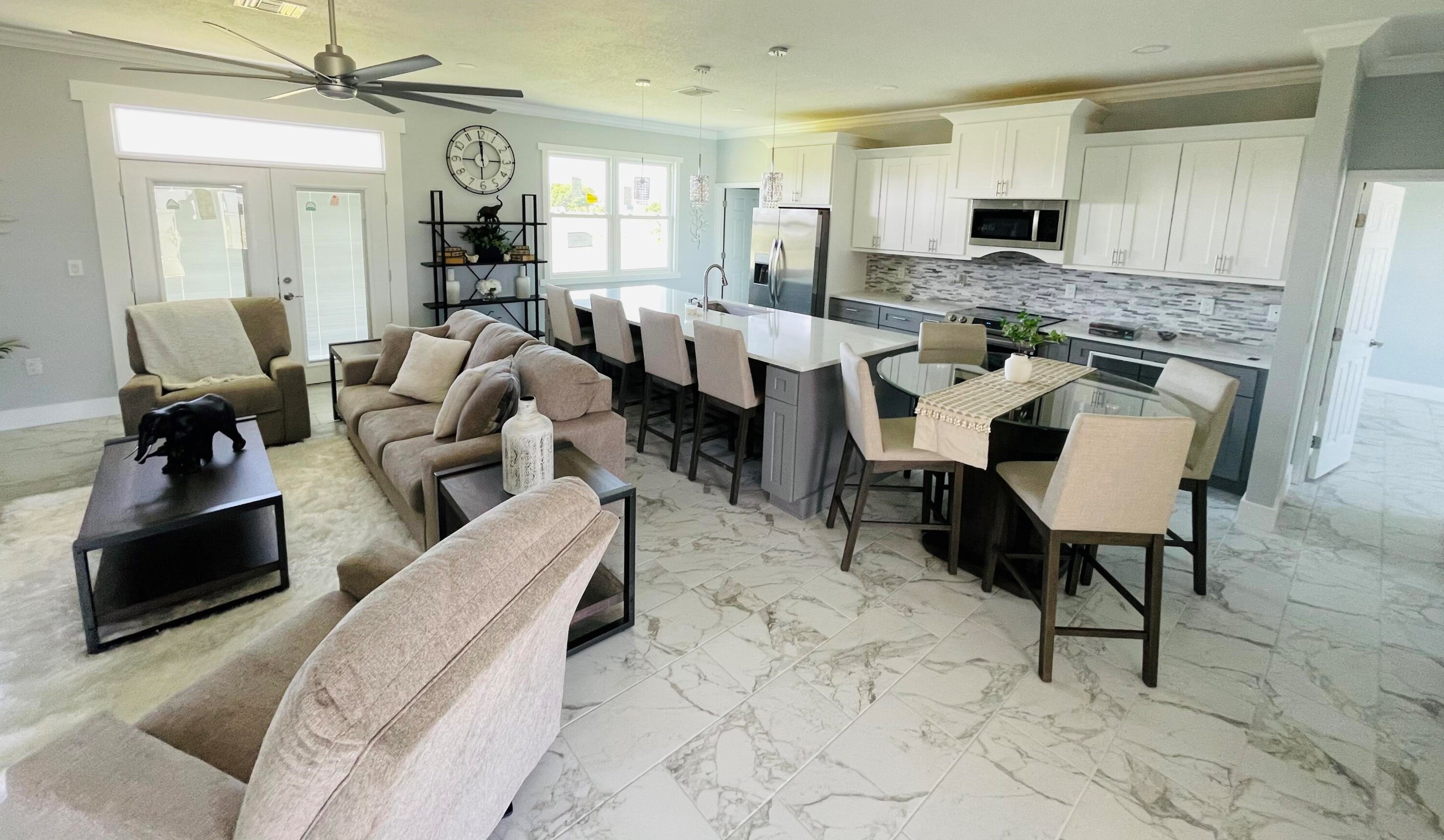 8640 7th Ln, Okeechobee FL 34974-1532 exterior