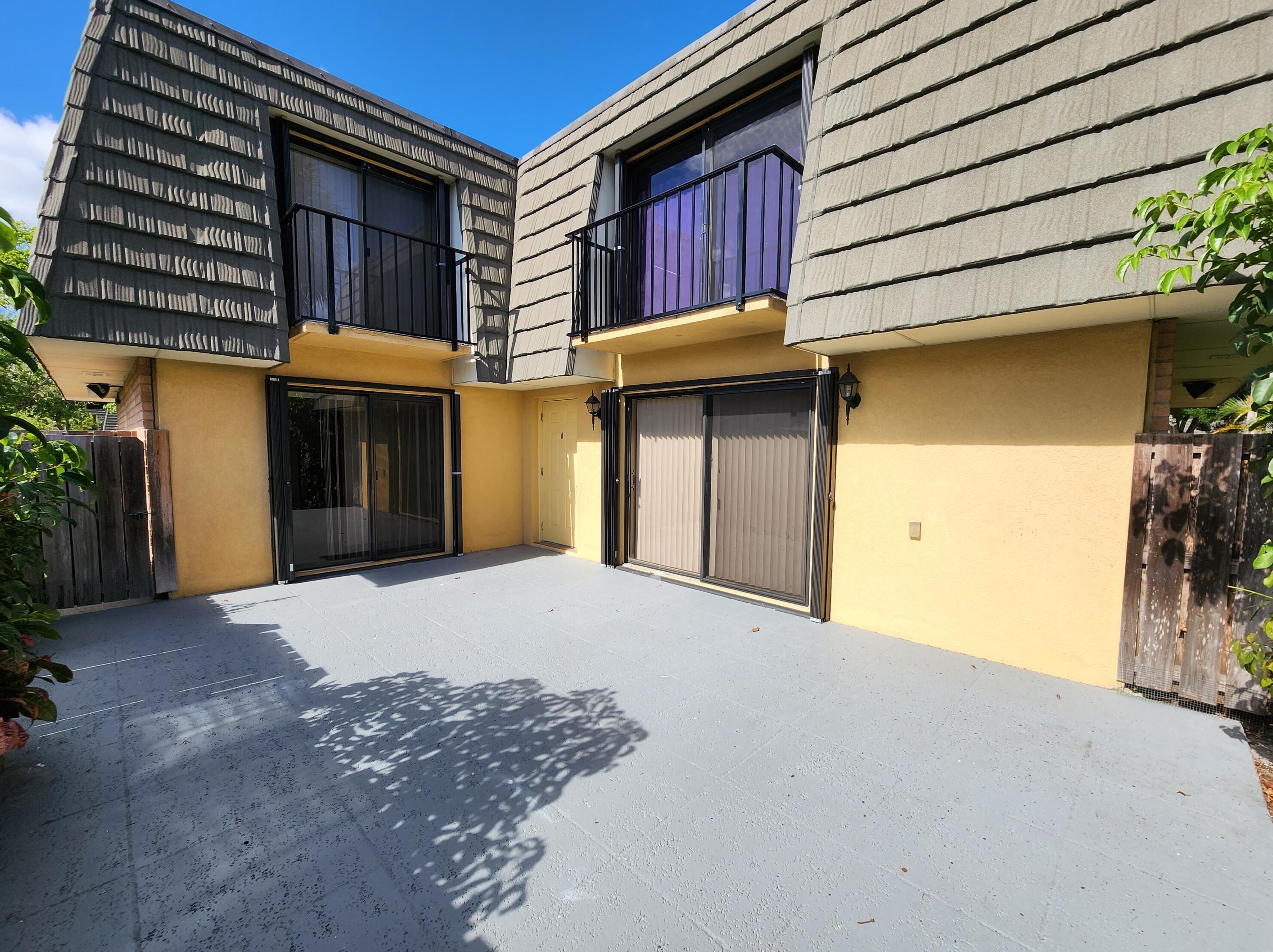 1626 16th Way, West Palm Beach, FL 33407-6629