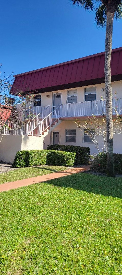 12019 Greenway Dr, West Palm Beach, FL 33411-2863