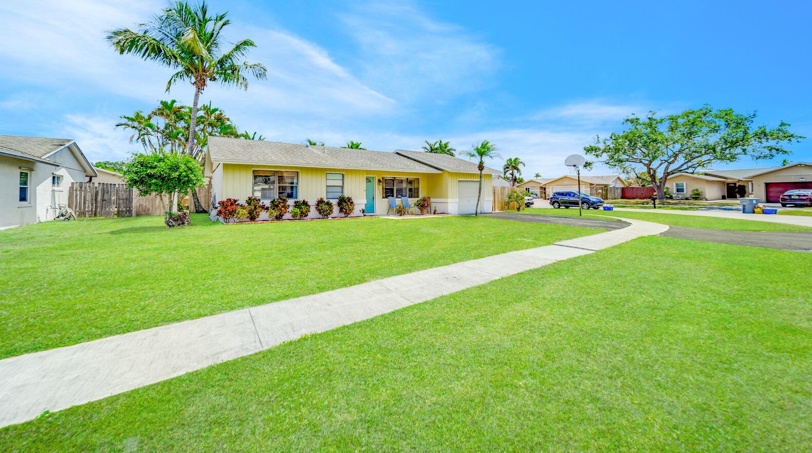 18440 Tapadero Ter, Boca Raton, FL 33496-1818