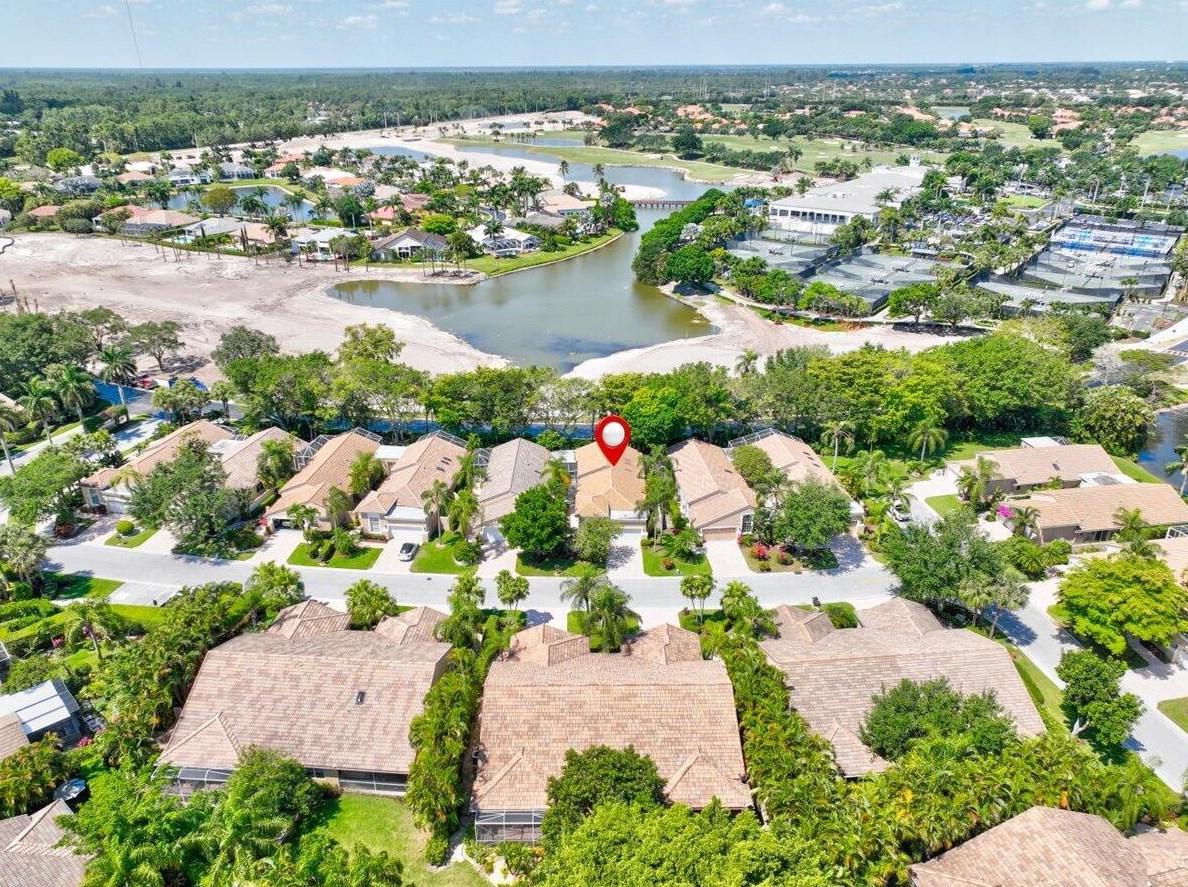 4518 Carlton Golf Dr, Lake Worth FL 33449-8134 exterior