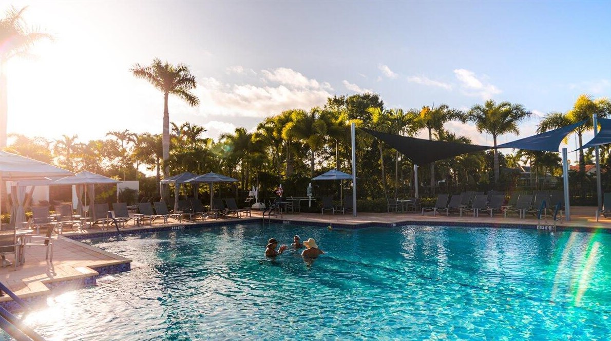 4518 Carlton Golf Dr, Lake Worth FL 33449-8134 exterior