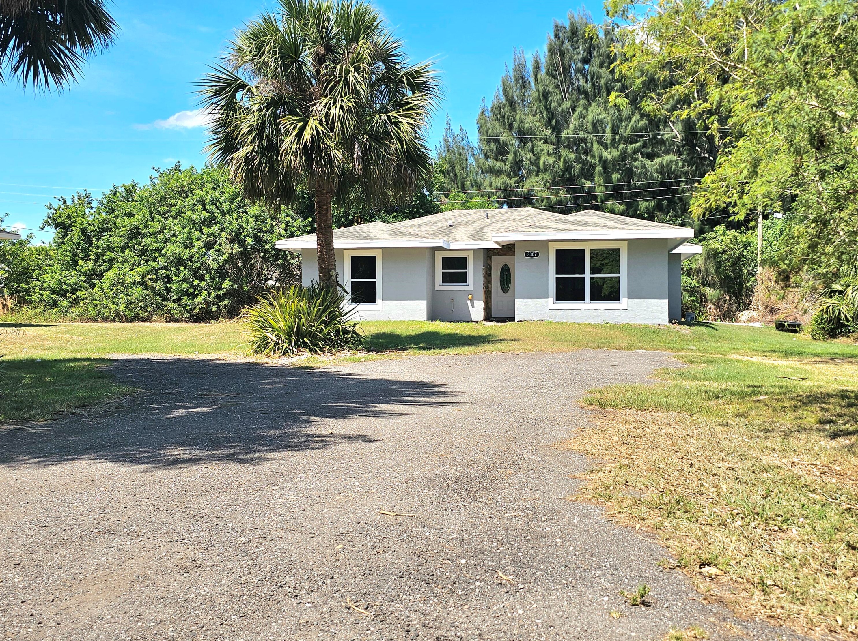 3307 35th Ave, Okeechobee, FL 34972-1249