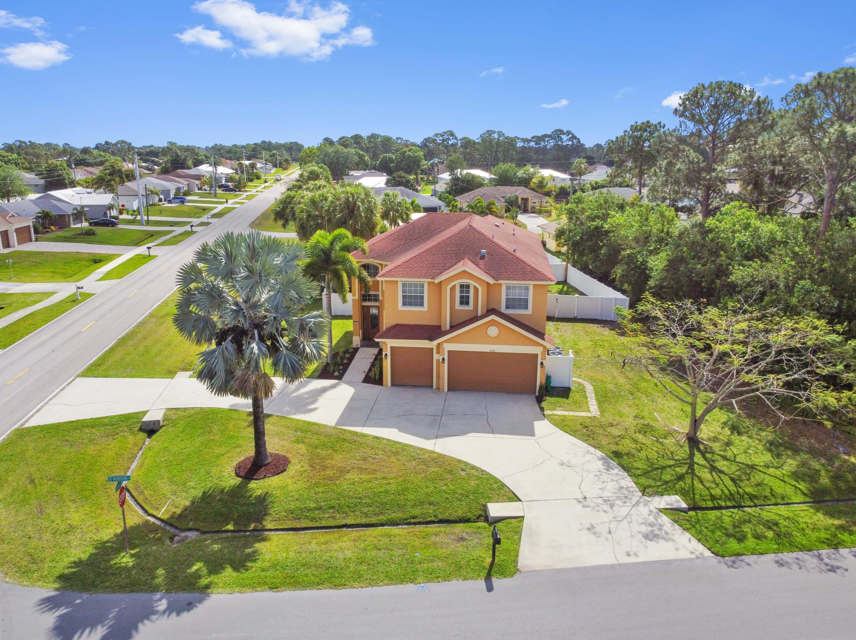 1801 Sw Hudson St, Fort Pierce, FL 34953