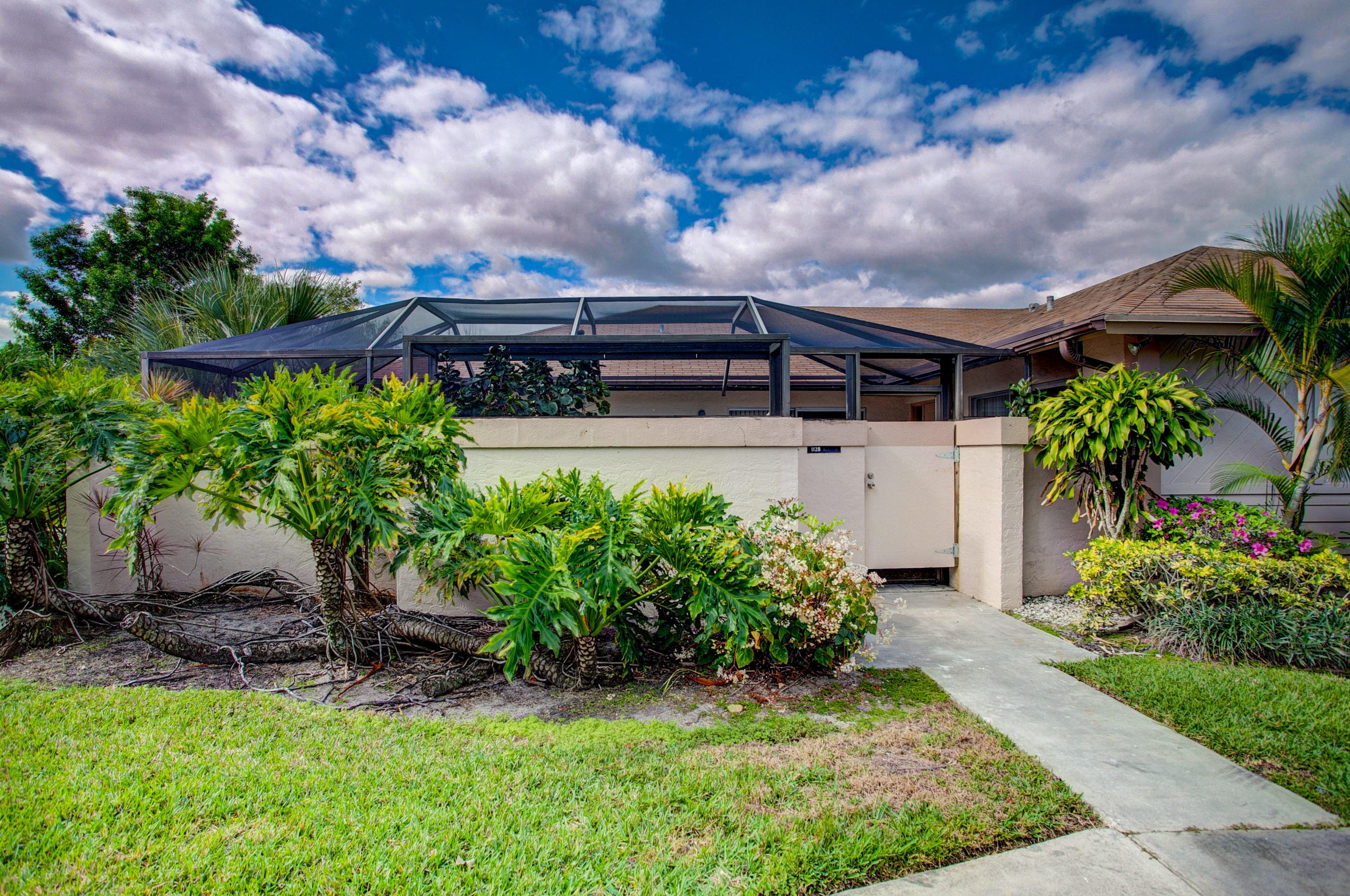 112 Bent Arrow Dr, Jupiter, FL 33458-8524