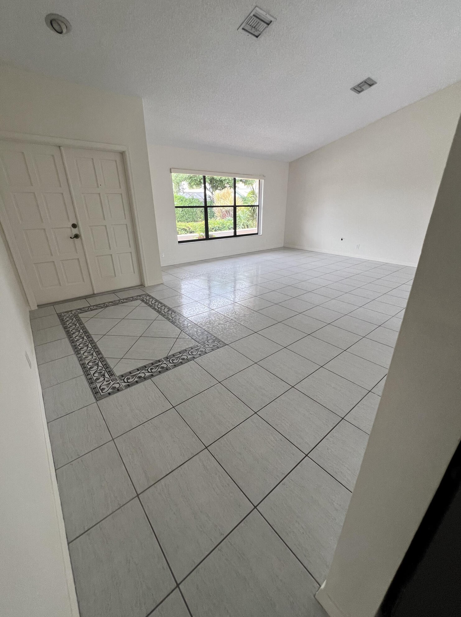 23289 Lago Mar Cir, Boca Raton, FL 33433
