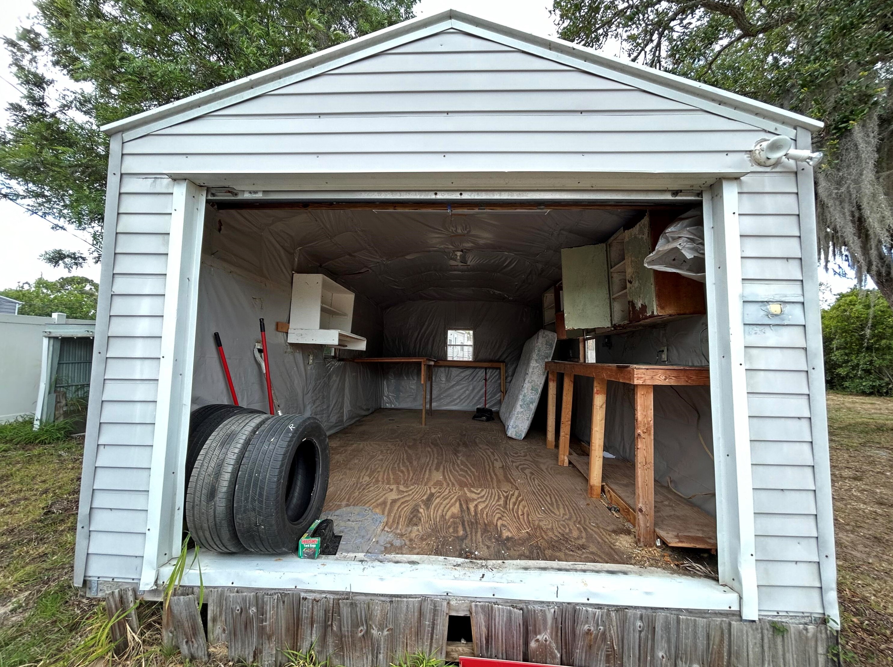 1069 Old Dixie Hwy, Vero Beach FL  32960-3746 exterior