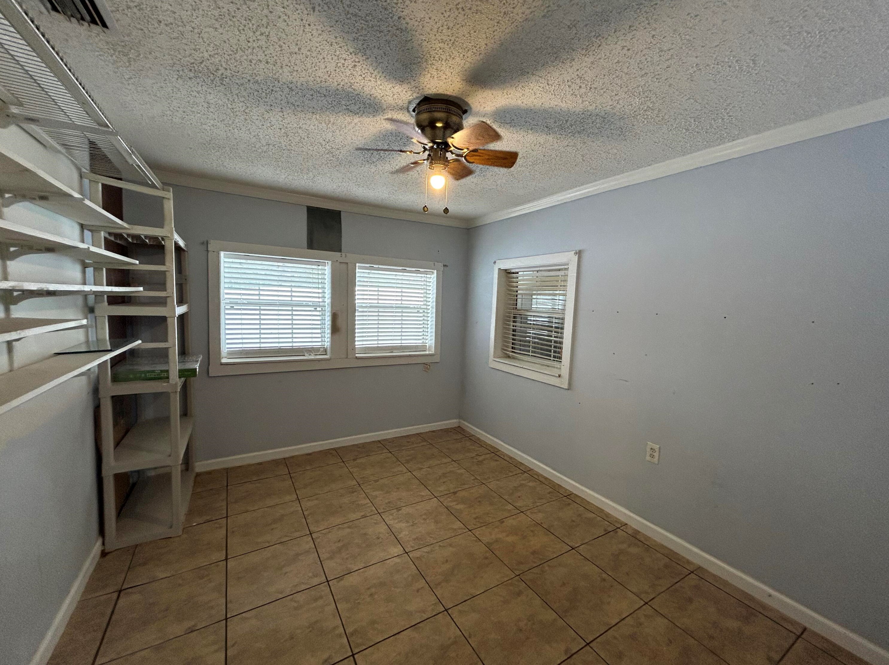 1069 Old Dixie Hwy, Vero Beach FL  32960-3746 exterior