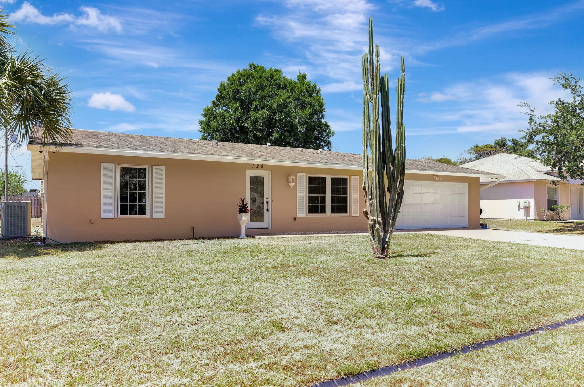 128 Doreen St, Fort Pierce, FL 34983-1534