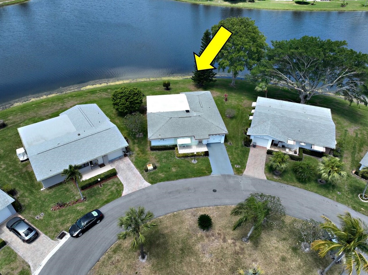 5197 Nicholas Dr, West Palm Beach FL  33417-1014 exterior