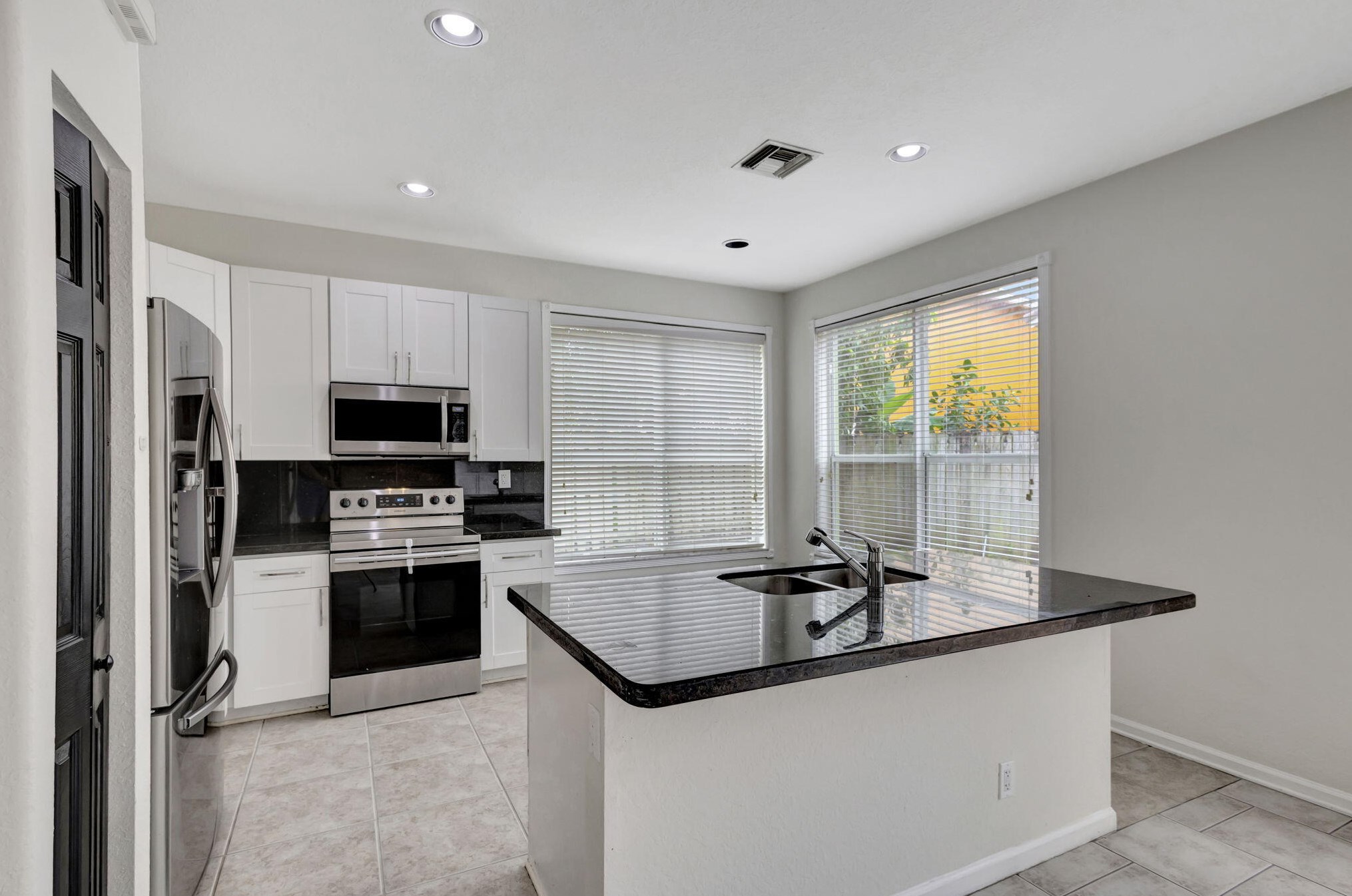 4349 Lake Tahoe Cir, West Palm Beach, FL 33409-7872