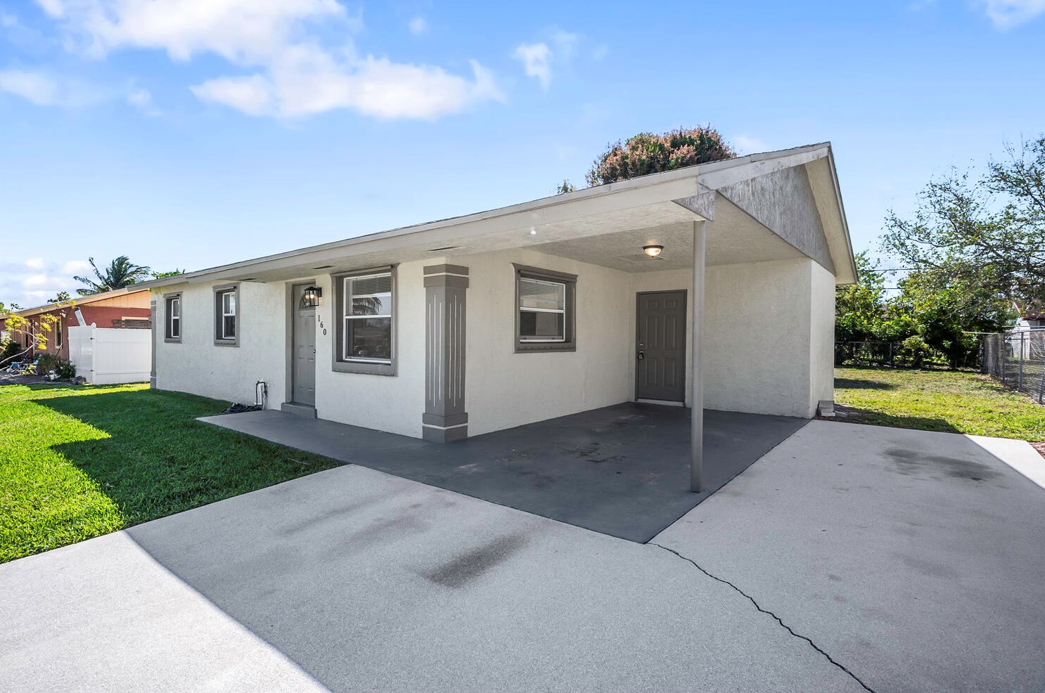 160 19th Ave, Boynton Beach, FL 33435-2271