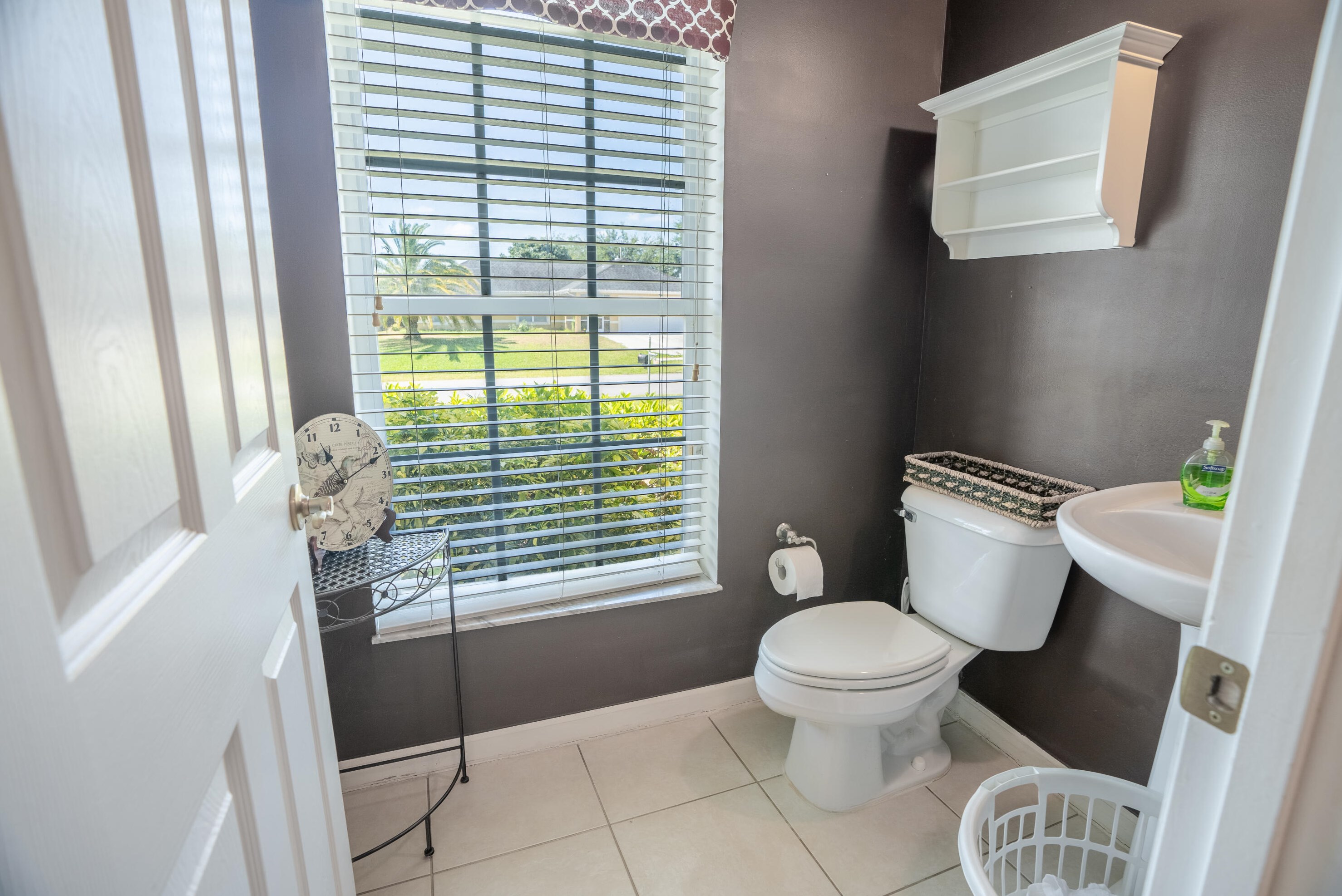 1641 Janette Ave, Fort Pierce FL 34953-1219 exterior