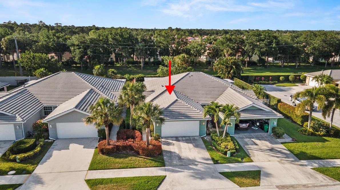 1230 Bentley Cir, Fort Pierce, FL 34986-1853