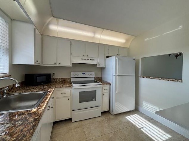 21905 Lake Forest Cir, Boca Raton, FL 33433-3310