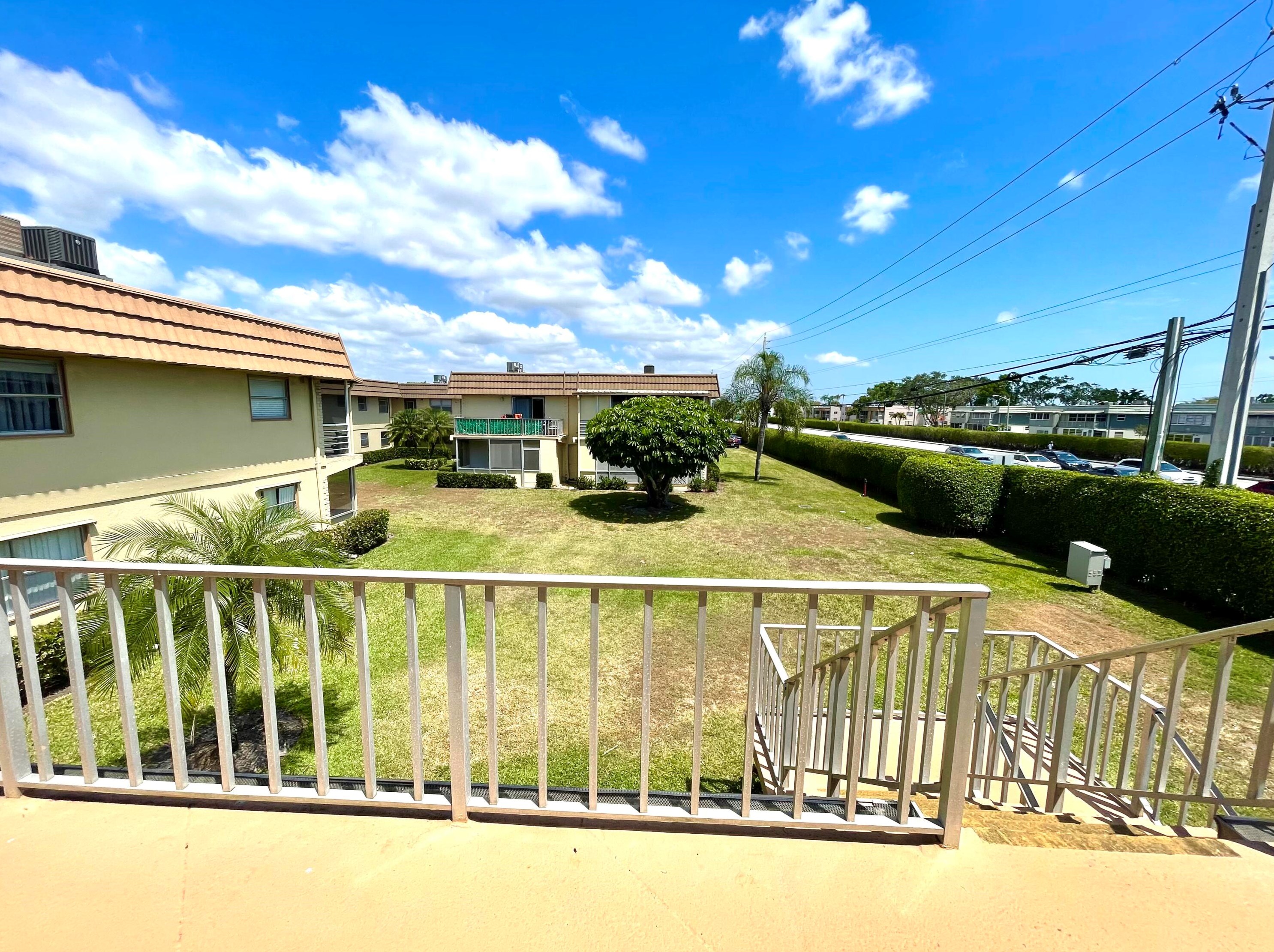 217 Saxony, Delray Beach FL  33446-1843 exterior