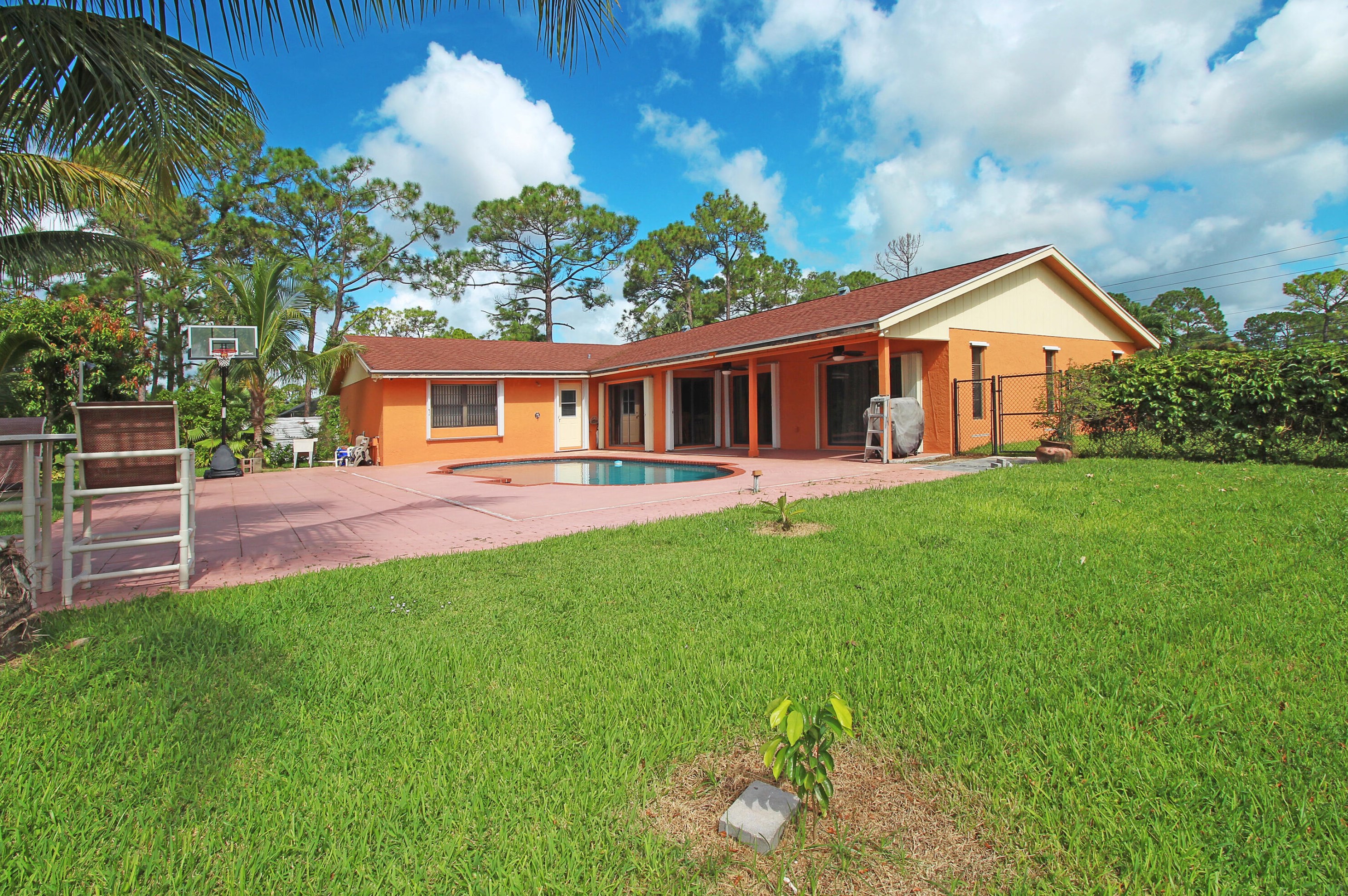 12032 Orange Grove Blvd, West Palm Beach, FL 33411-8905
