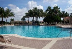6694 Murano Way, Lake Worth FL  33467-4615 exterior