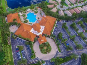 6694 Murano Way, Lake Worth FL  33467-4615 exterior