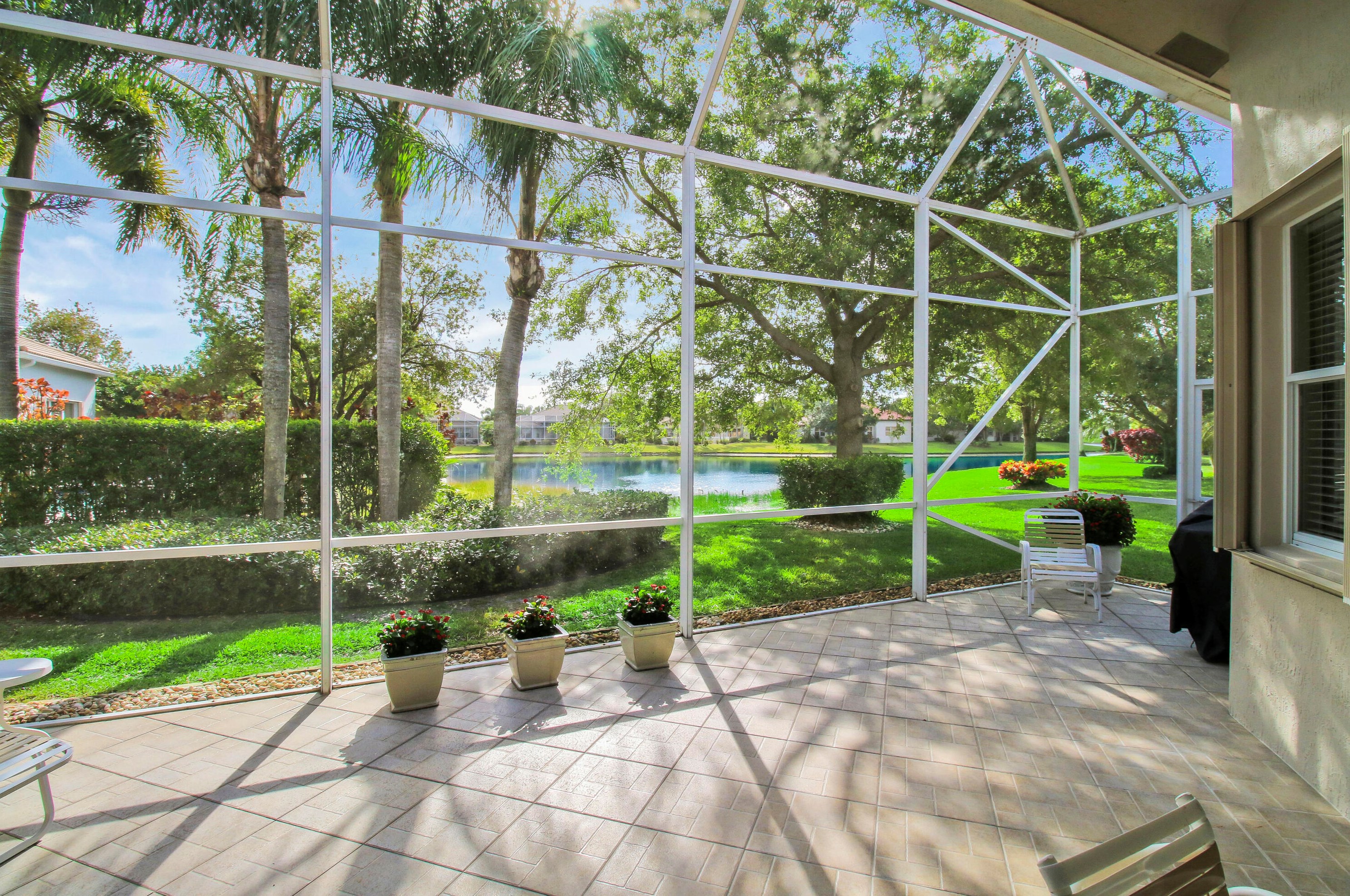 6694 Murano Way, Lake Worth FL  33467-4615 exterior