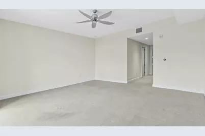 2720 Donald Ross Road, Unit #301, Palm Beach Gardens, FL 33410 - Photo 14