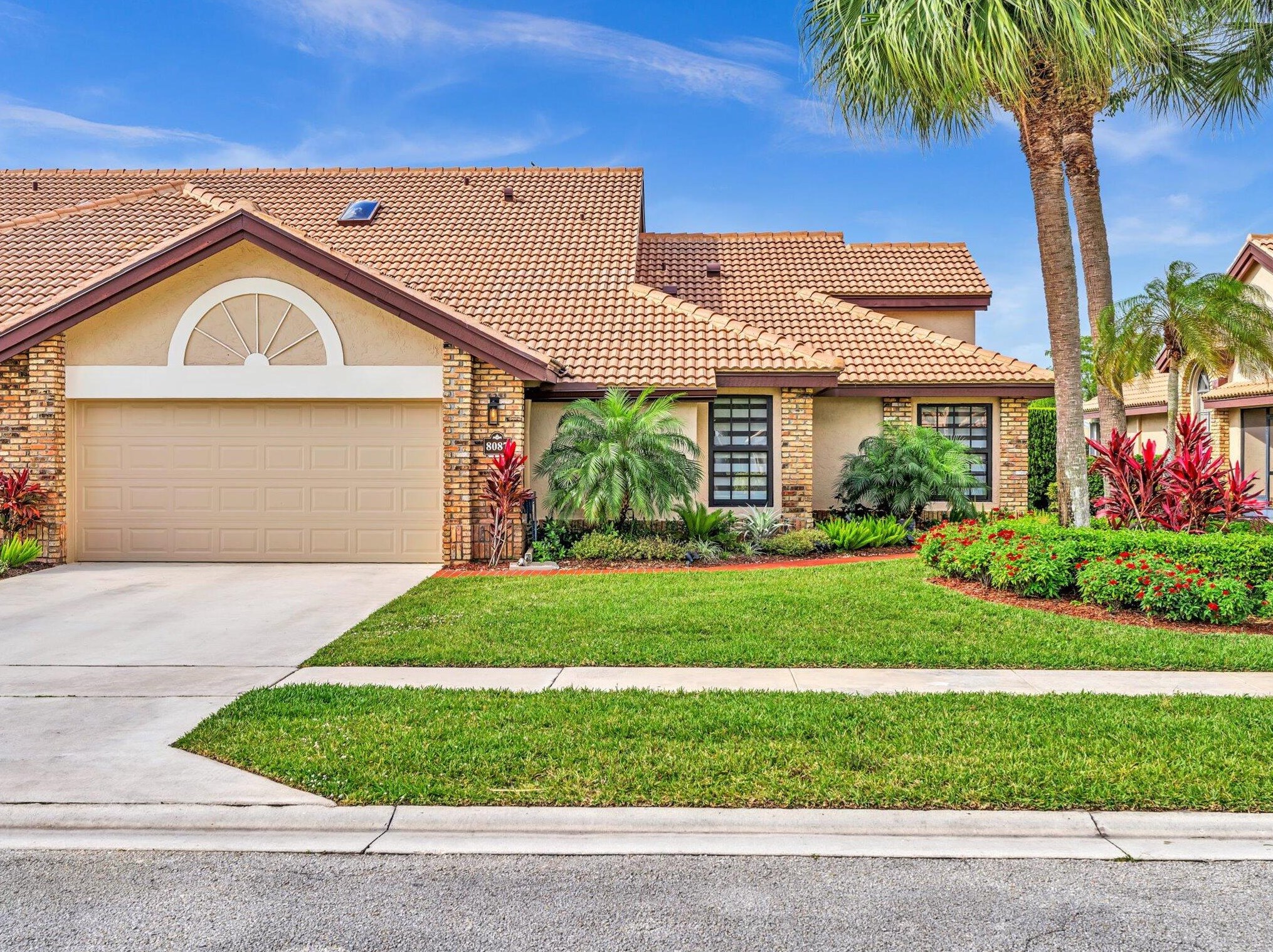 8087 Cassia Dr, Boynton Beach, FL 33472-5021