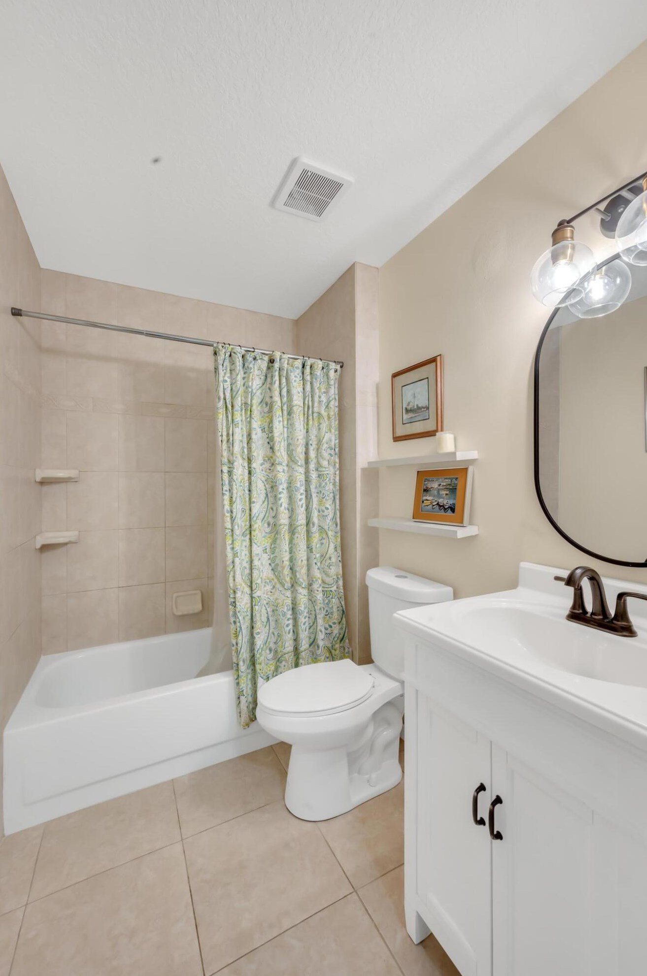 1315 Peppertree Trl, Fort Pierce FL 34950-5226 exterior