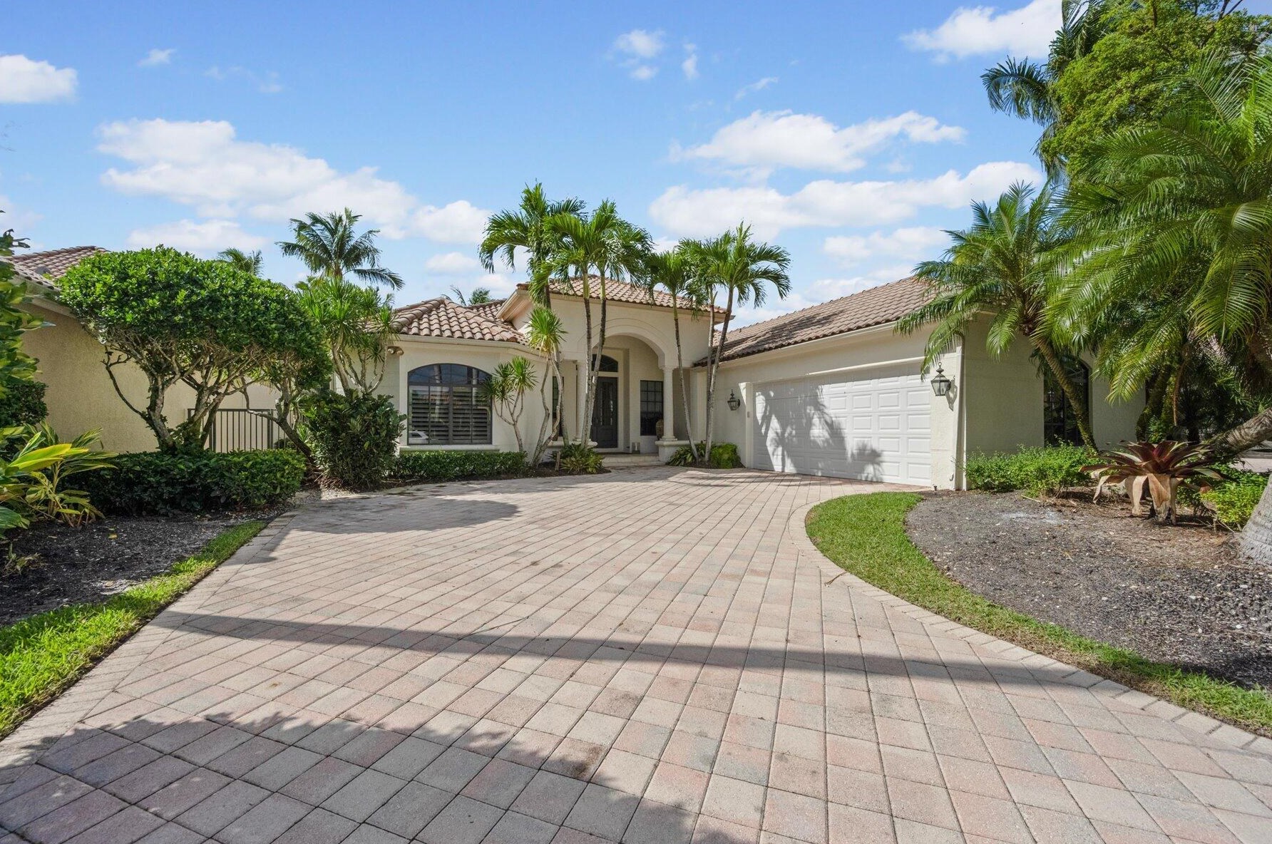 2911 Bent Cypress Rd, West Palm Beach, FL 33414-7015