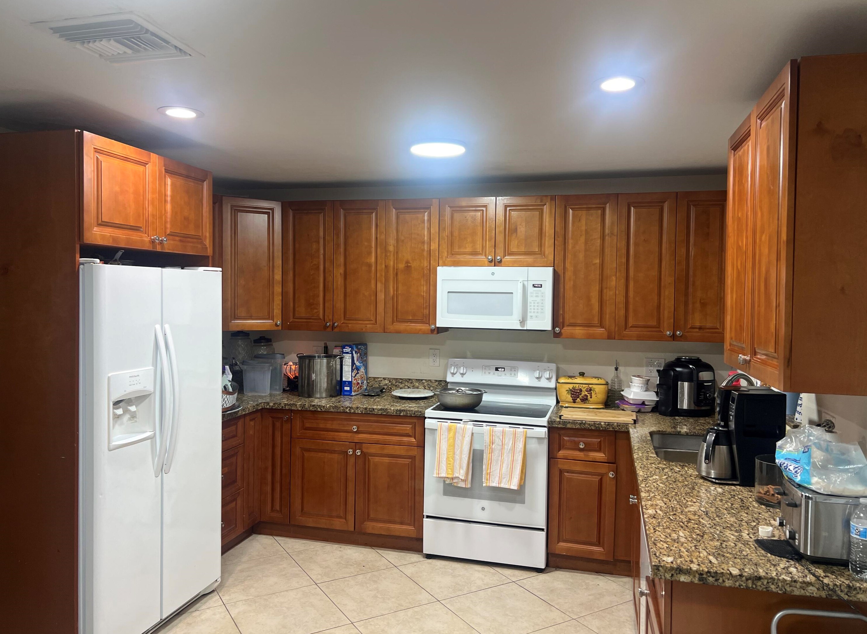 1392 Edgehill Rd, West Palm Beach, FL 33417