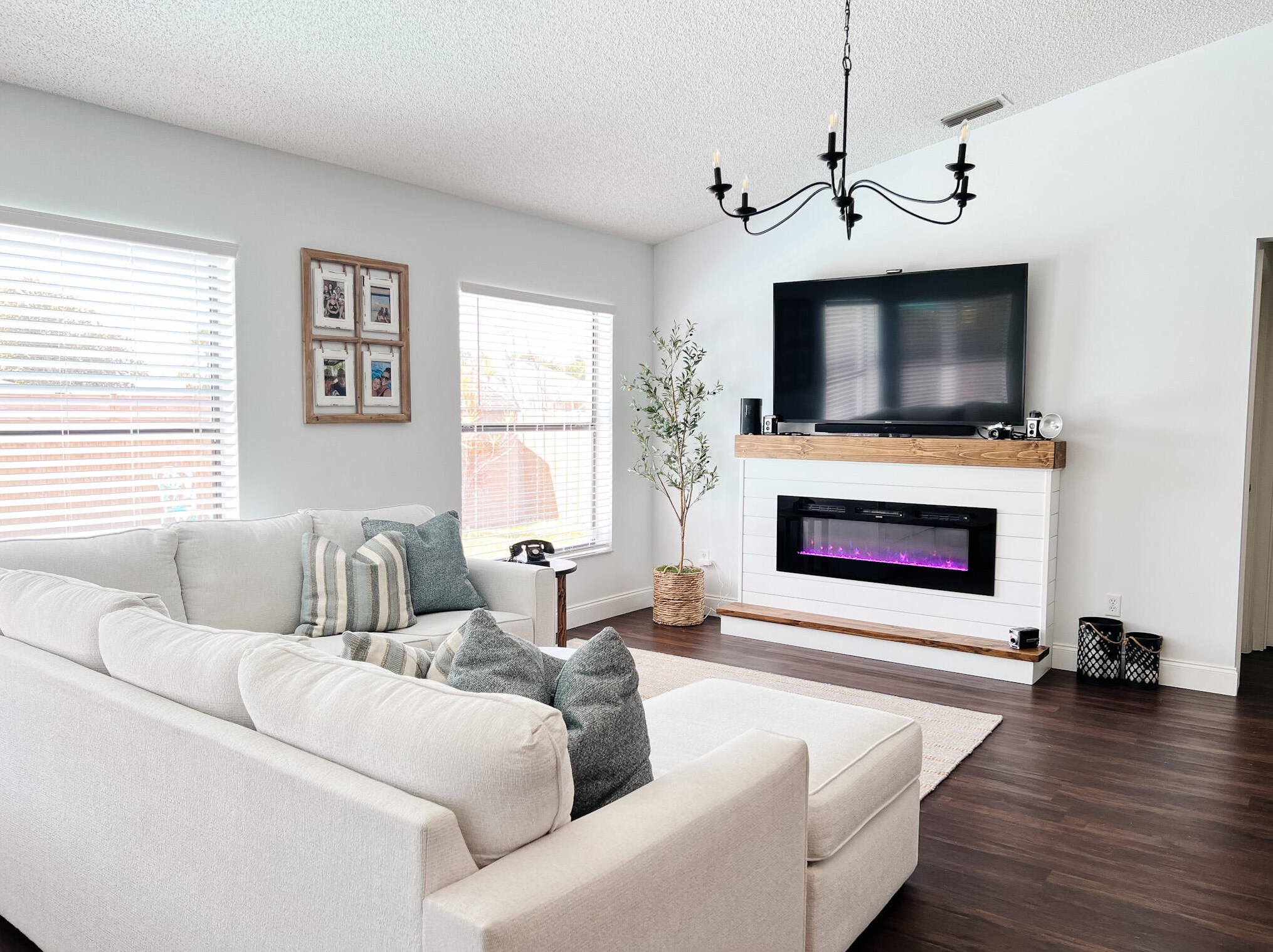 362 Carter Ave, Fort Pierce FL 34983-2998 exterior