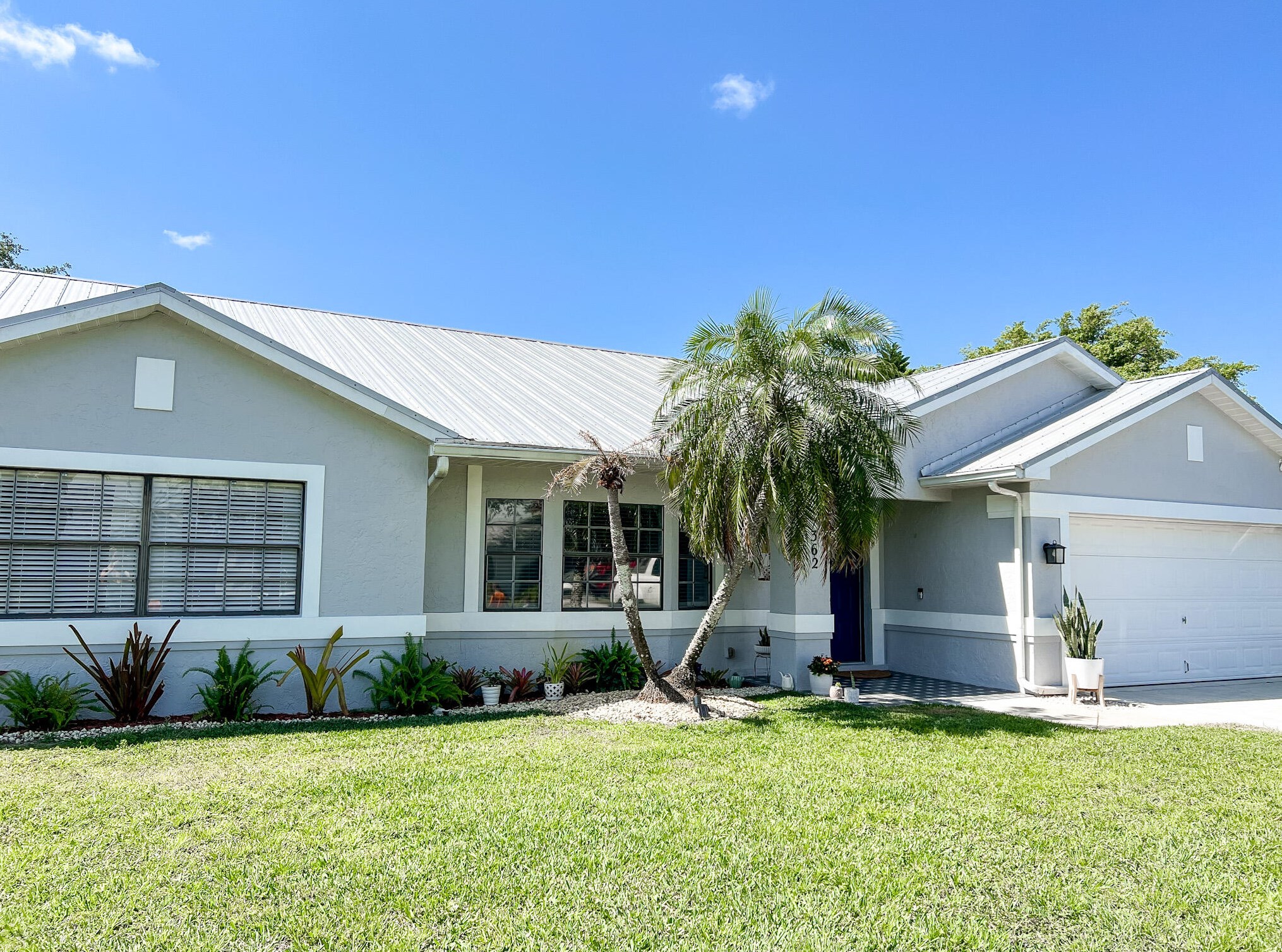 362 Carter Ave, Fort Pierce FL 34983-2998 exterior