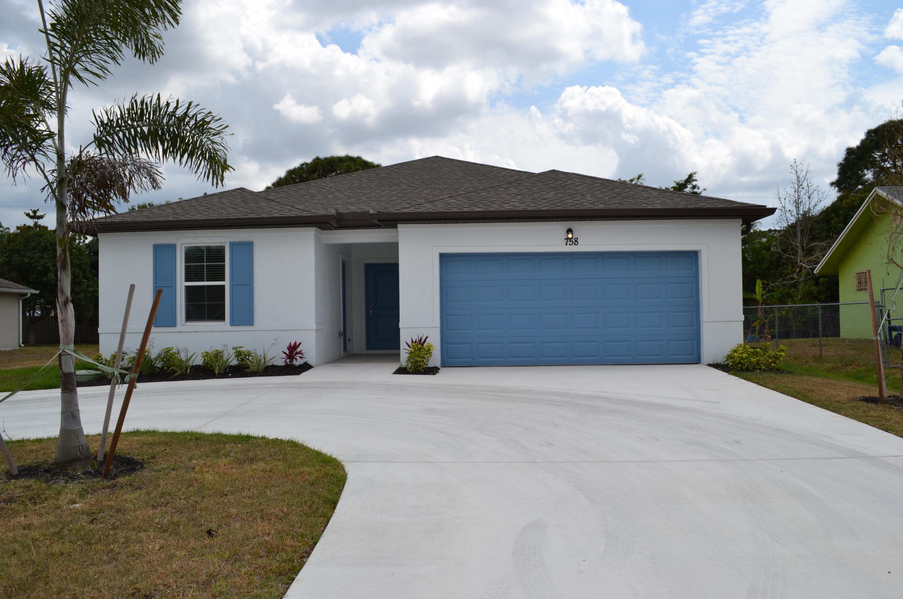 758 Nw Airoso Blvd, Fort Pierce, FL 34953