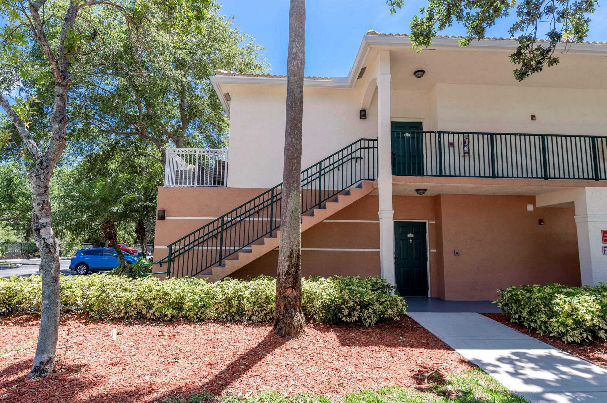 3111 Myrtlewood Cir, West Palm Beach, FL 33418-6716