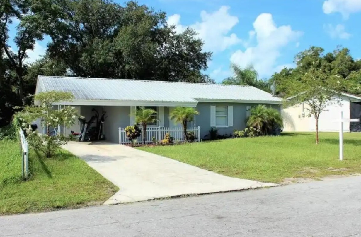 15144 Jeanie Ln, Dade City, FL 33523