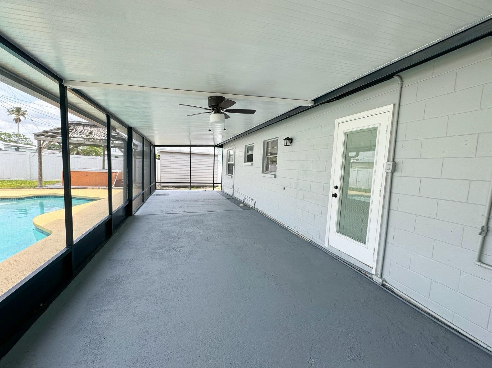 513 Golf And Sea Blvd, Ruskin, FL 33572