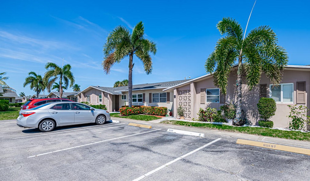 5223 Cresthaven Blvd #b, West Palm Beach, FL 33415