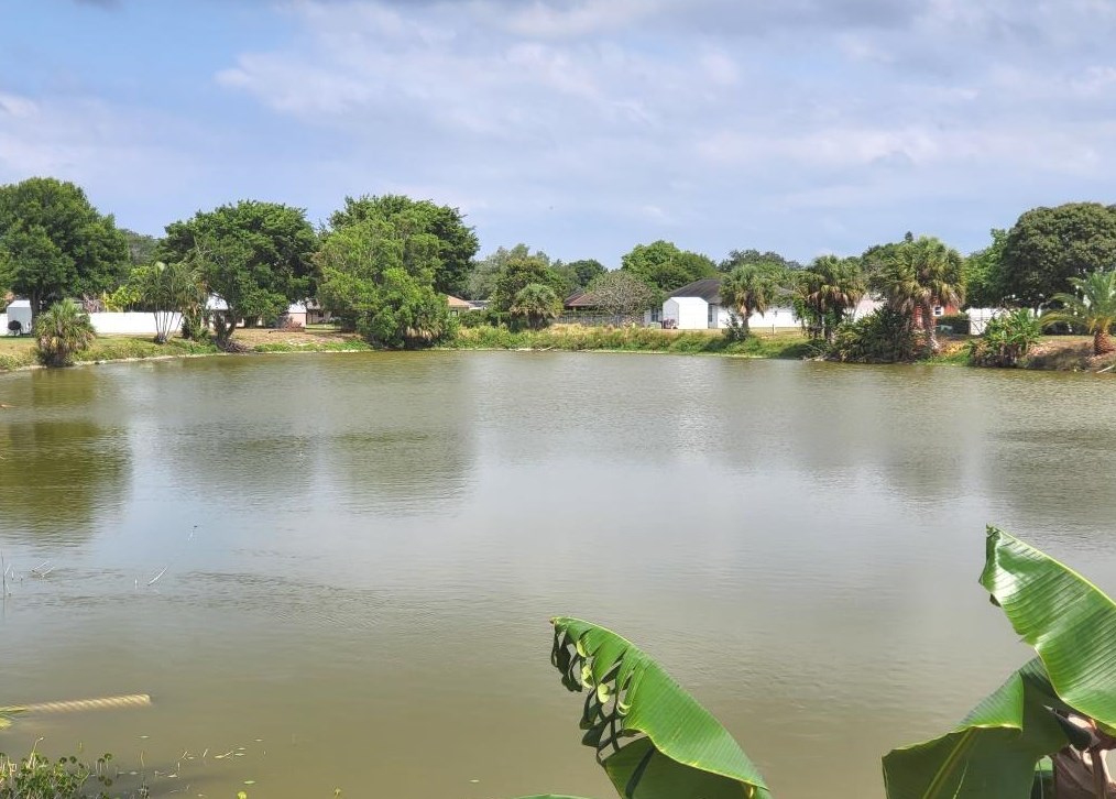 324 W Sugarland Cir, Clewiston, FL 33440