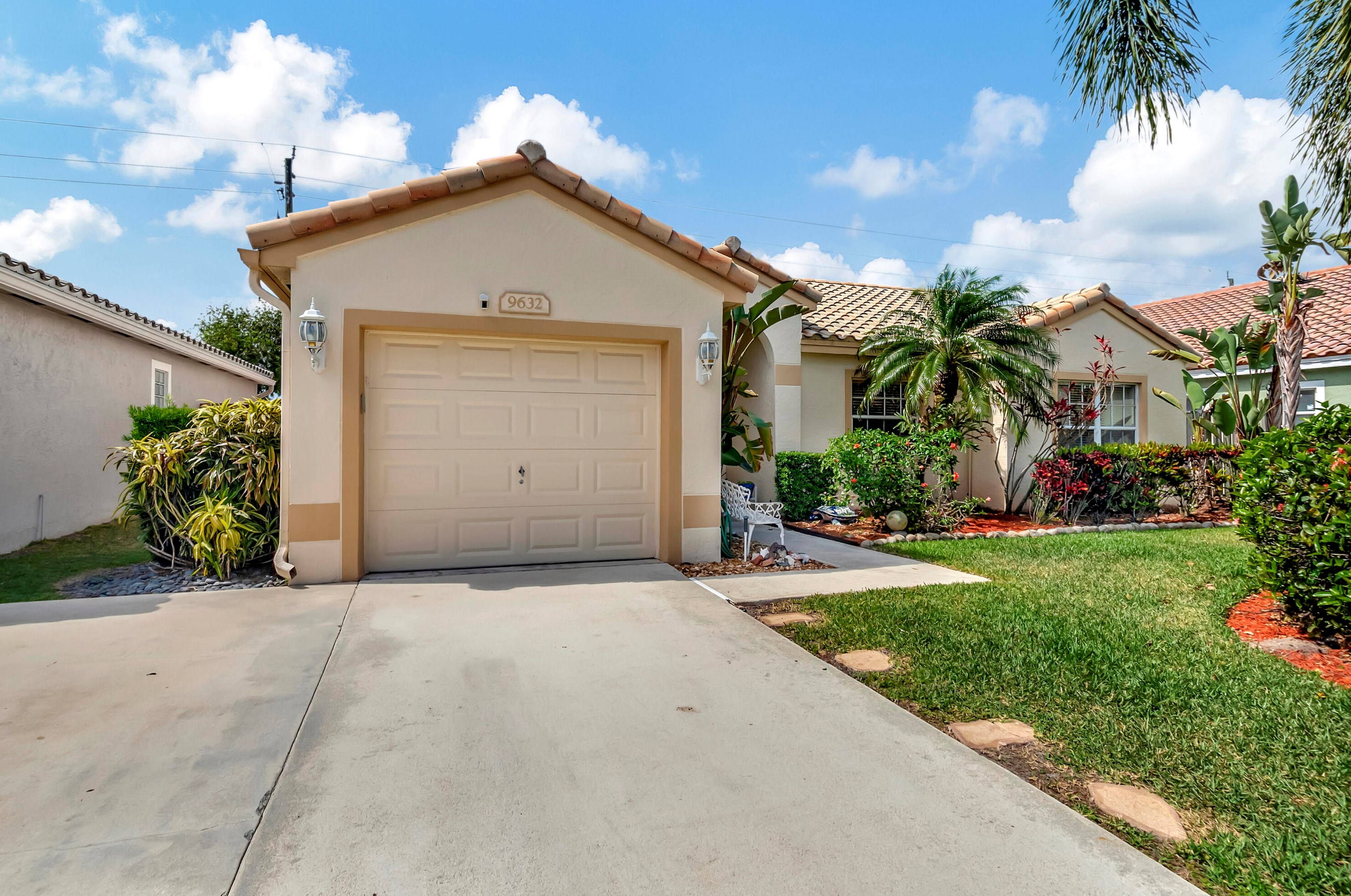 9632 Tavernier Dr, Boca Raton, FL 33496