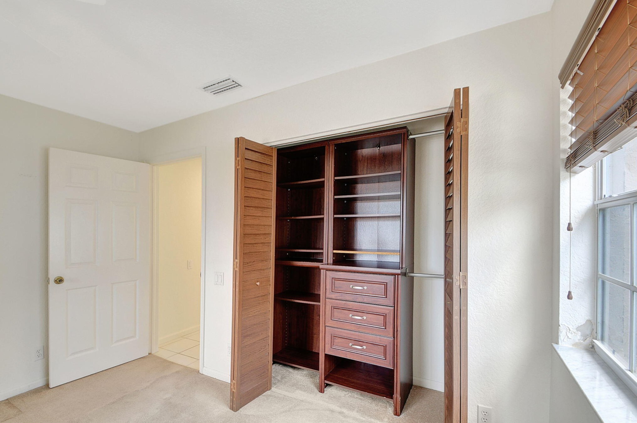 6194 Bay Is Dr, Boynton Beach FL 33437-4113 exterior