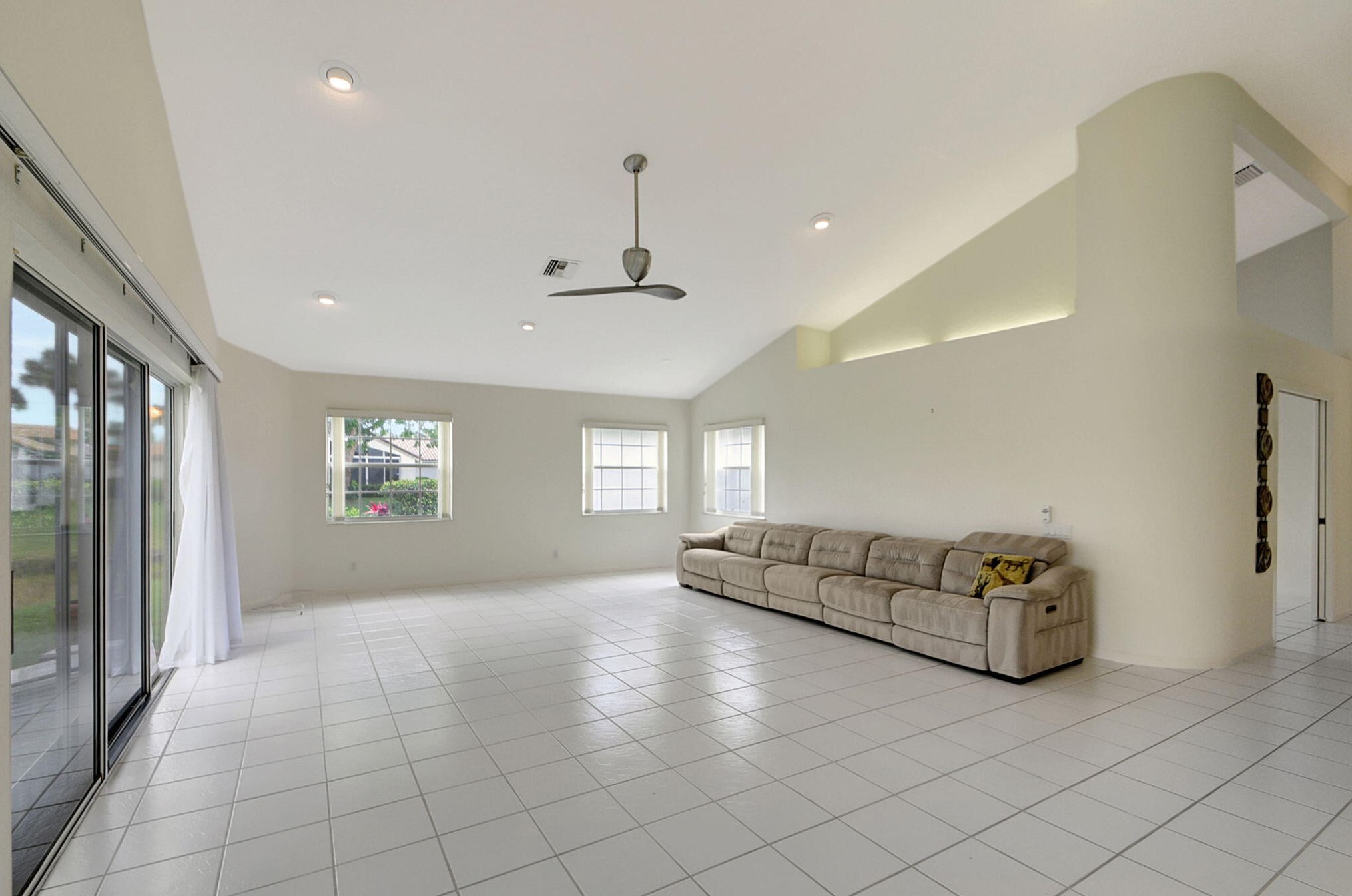 6194 Bay Is Dr, Boynton Beach FL 33437-4113 exterior