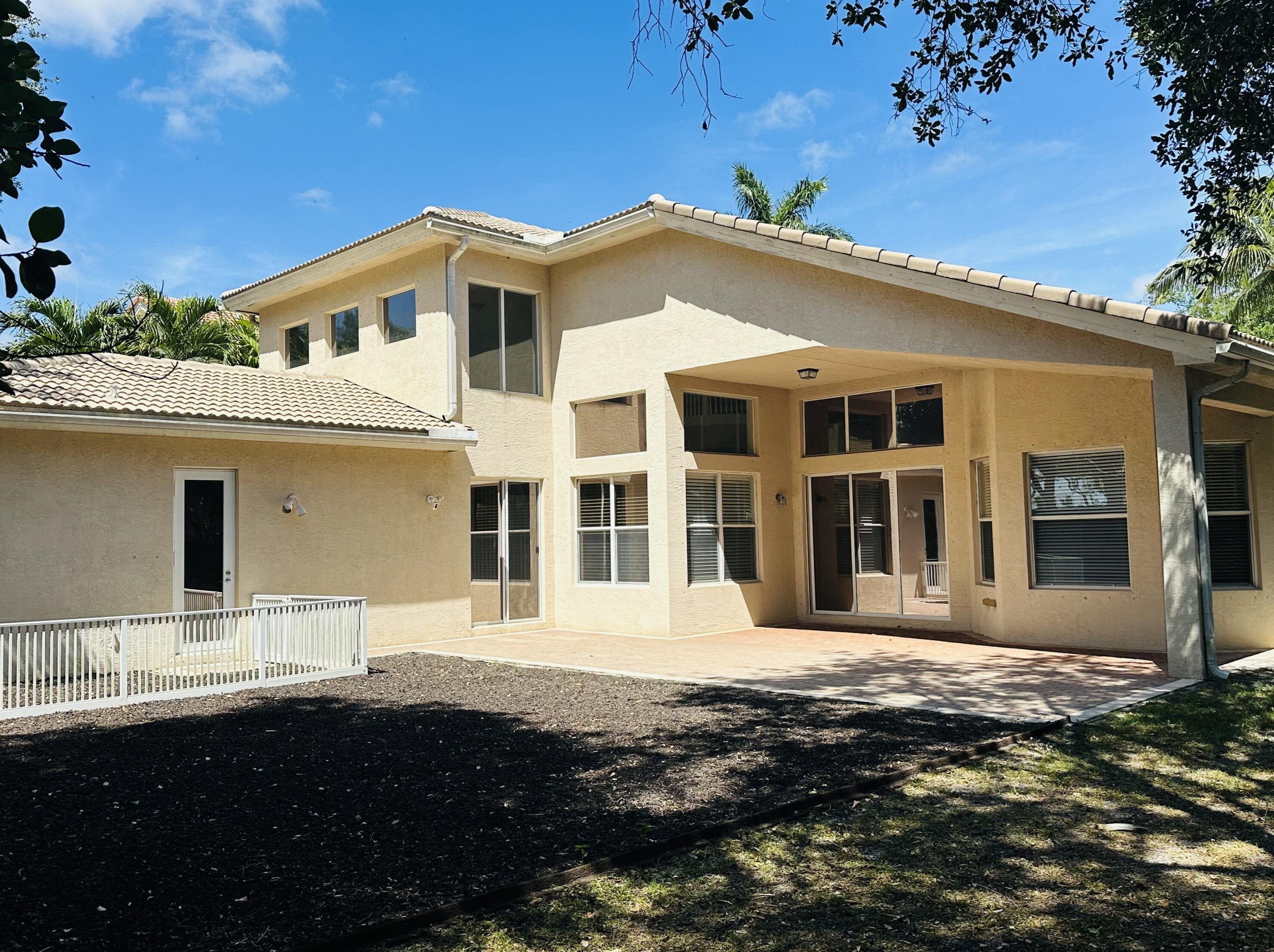 8893 Woodgrove Ridge Ct, Boynton Beach, FL 33473