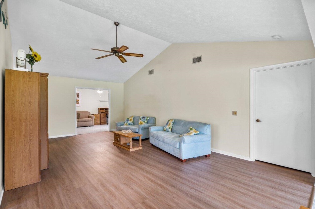 8161 Eaglewood Way, Hobe Sound FL 33455-7655 exterior