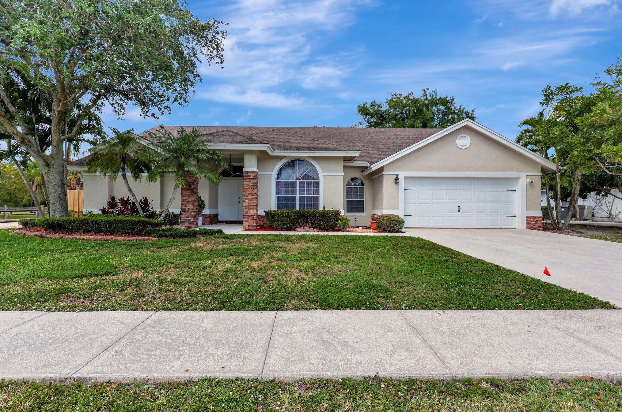 13805 Sheffield St, West Palm Beach, FL 33414-7643