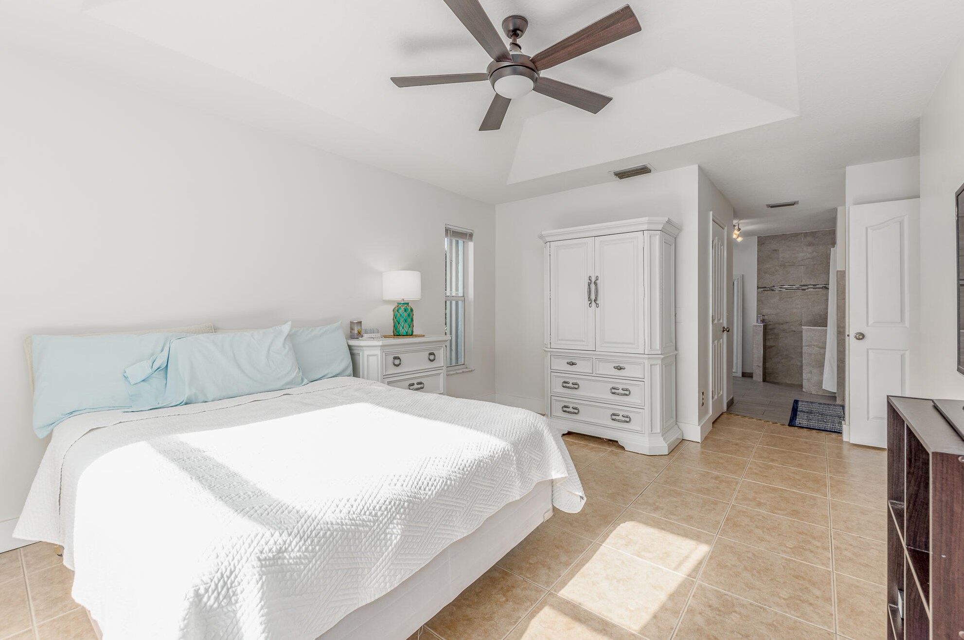 1937 Mantua St, Fort Pierce FL  34952-6736 exterior