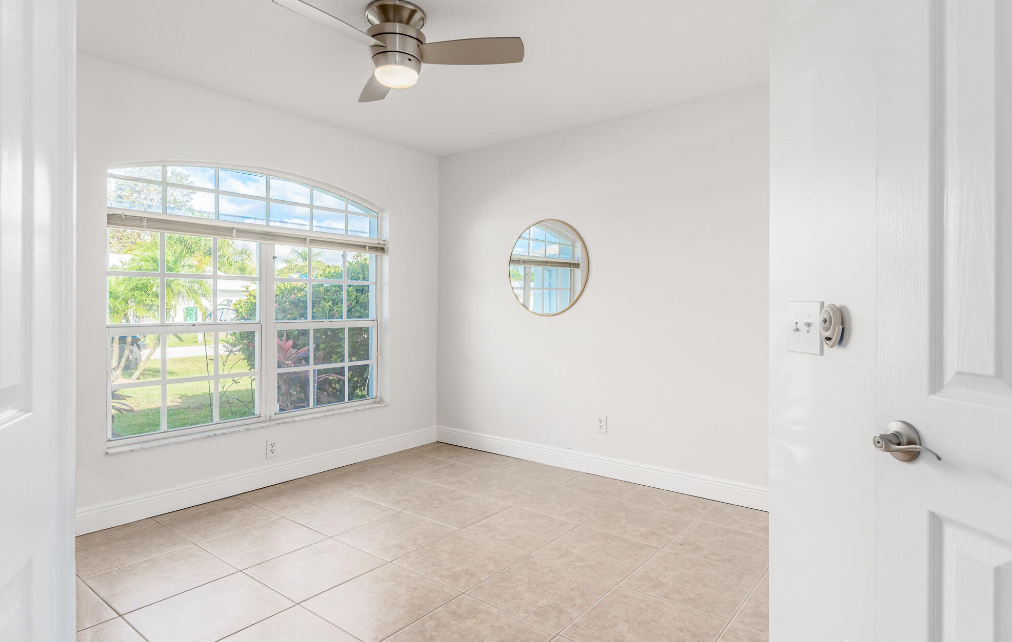 1937 Mantua St, Fort Pierce FL  34952-6736 exterior