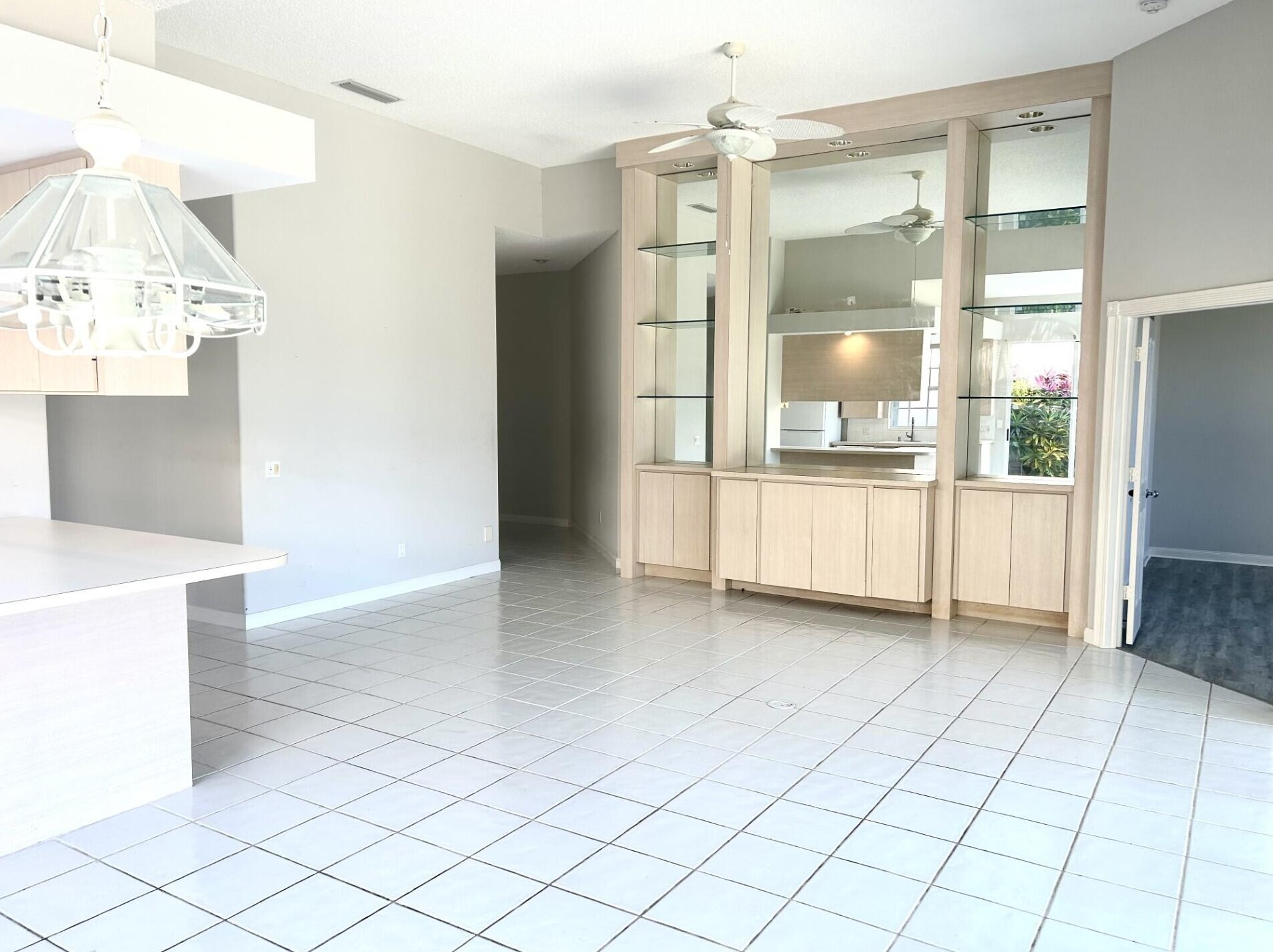 249 Bentley Cir, Fort Pierce FL  34986-2441 exterior