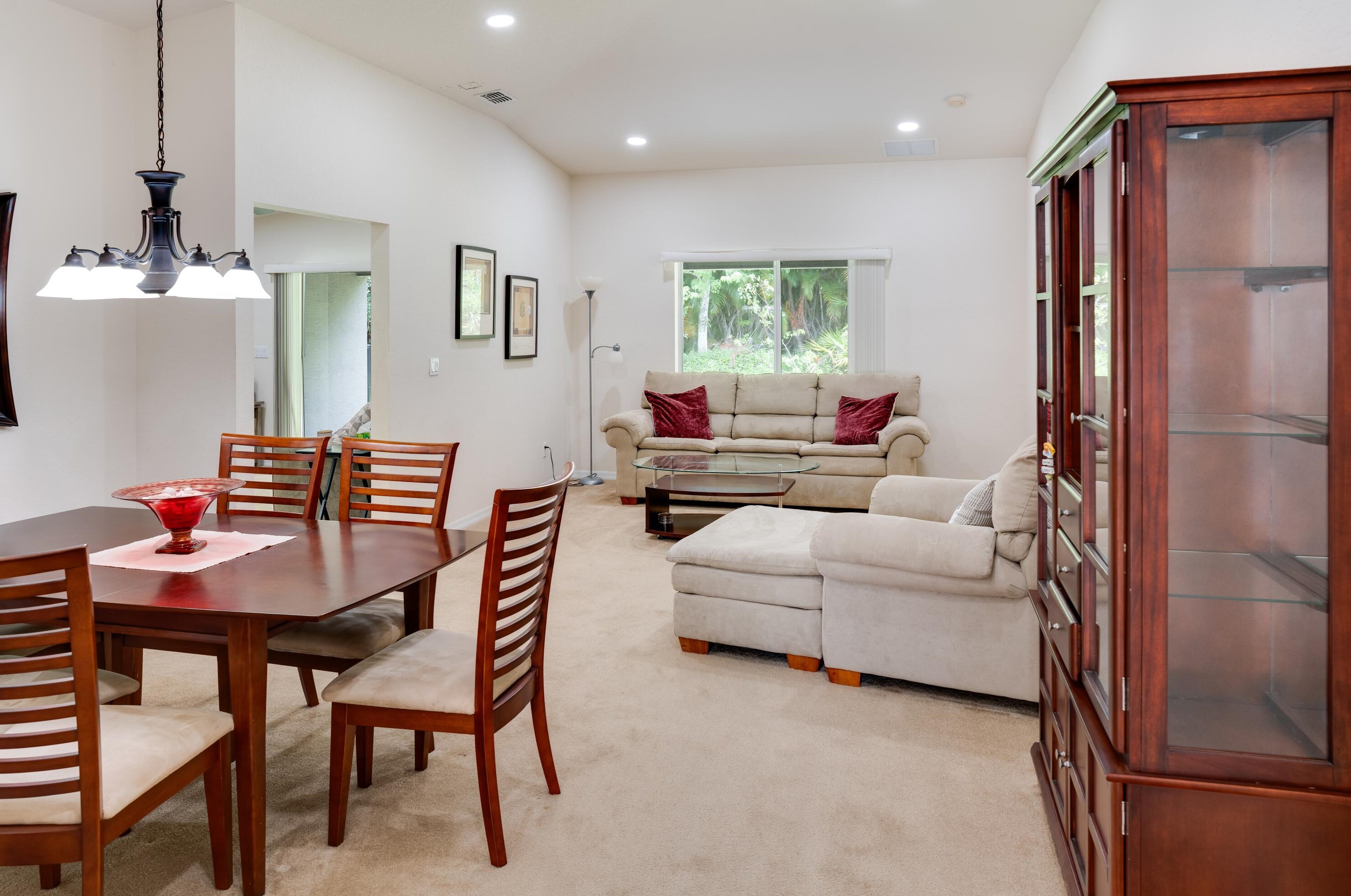 2101 Marblehead Way, Fort Pierce, FL 34953-4391