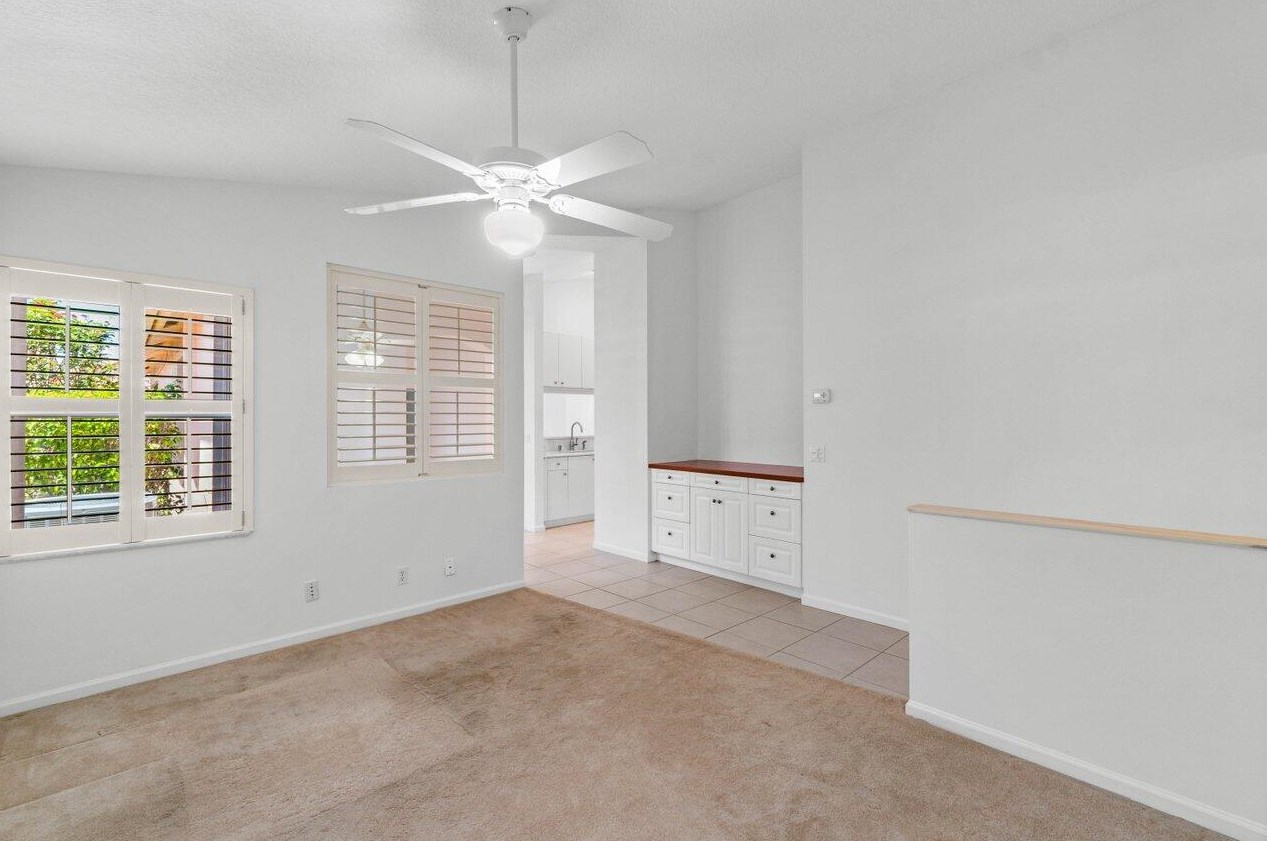 5109 Corbel Lk Way, Boynton Beach FL 33437-1696 exterior